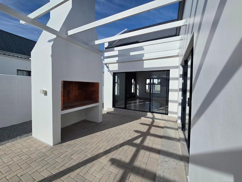 3 Bedroom Property for Sale in Britannia Bay Western Cape
